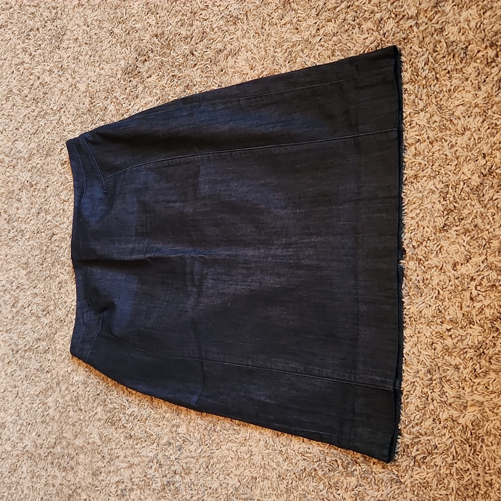 White House Black Market Skirt